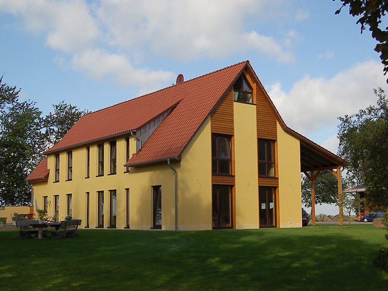 <b>Farmer House, Rade, Germany</b><br />
Inthermo